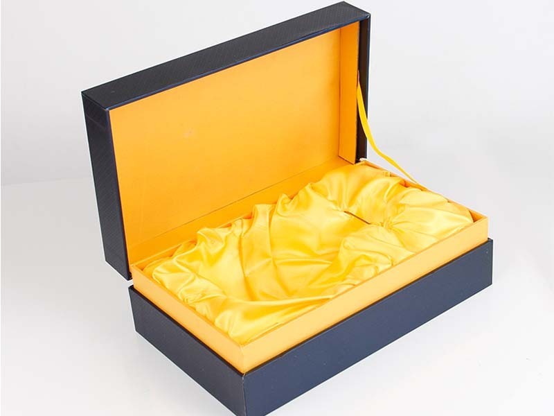 酒水禮盒_濟(jì)南包裝盒廠家_濟(jì)南恒印包裝有限公司 酒水禮盒_濟(jì)南包裝盒廠家_濟(jì)南恒印包裝有限公司